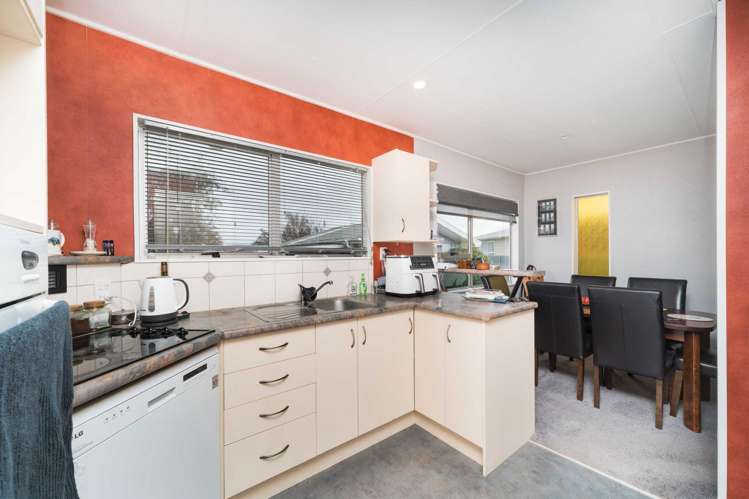42 Amberley Avenue Westbrook_3
