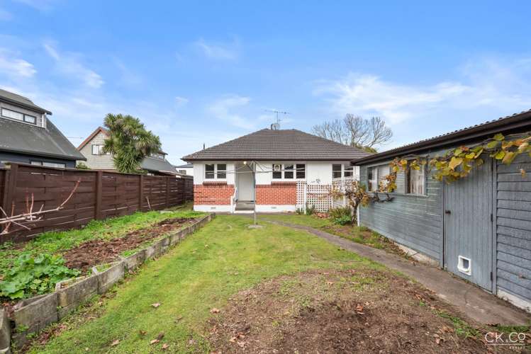 613 Fergusson Drive Trentham_13