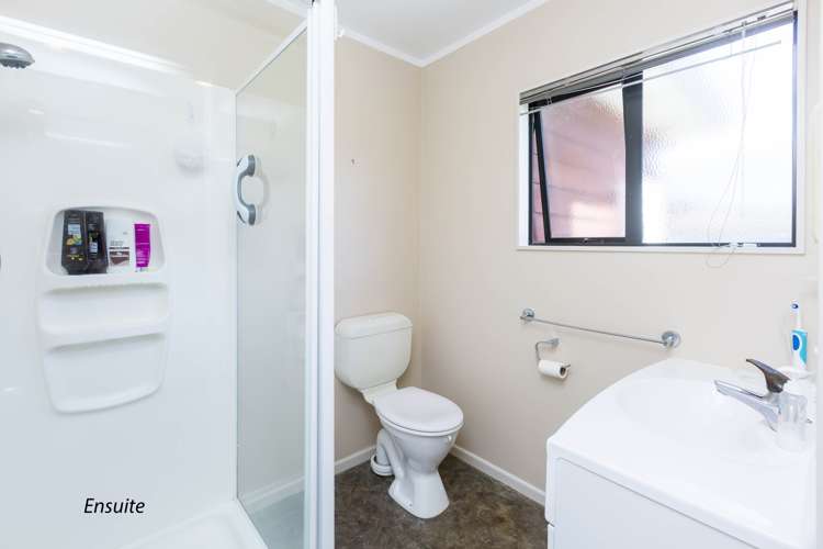 30 Tararua Street Trentham_15