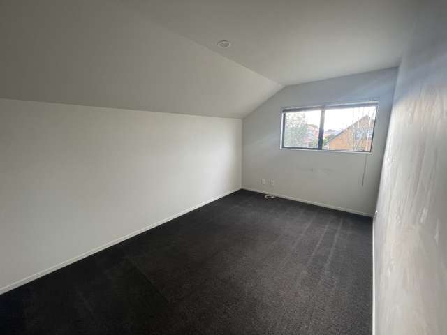 1/16 Yang Place Papakura_3