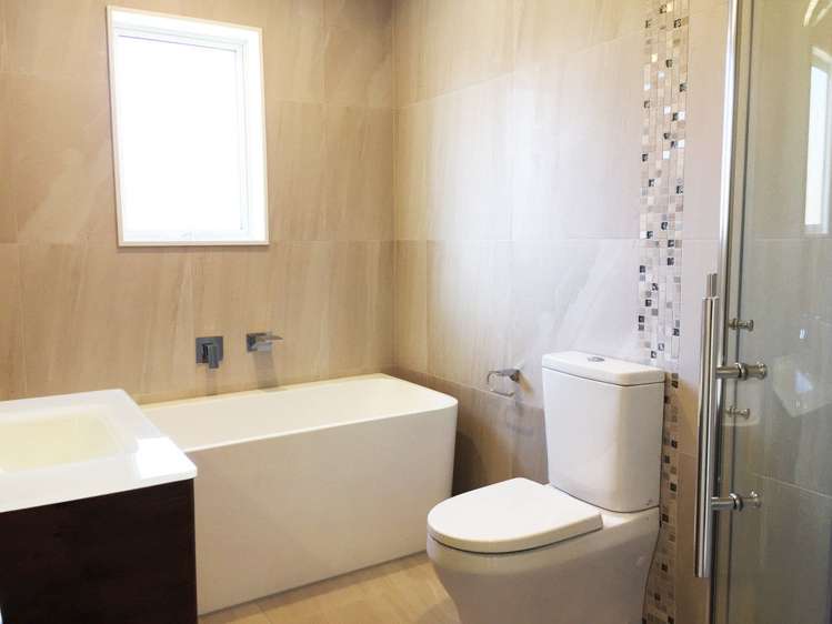 9 Azzurro Way Flat Bush_15