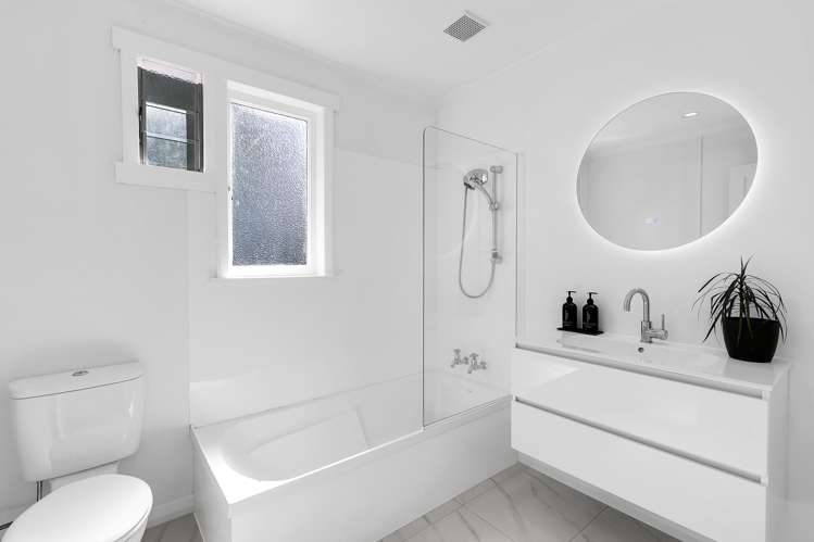 1113 New North Road Mount Albert_13