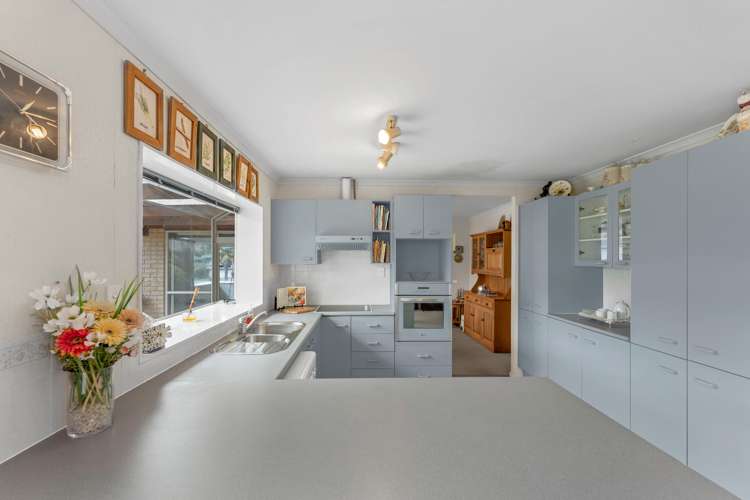 8 Vanderbilt Parade Albany_11