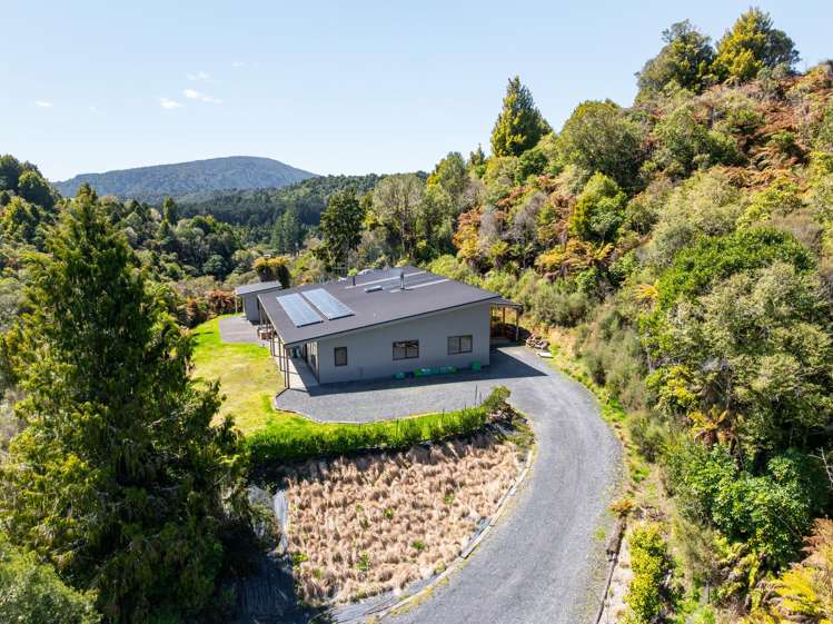 3520 State Highway 4 Raurimu_38