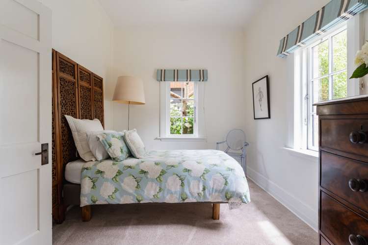 1 Cobden Street Dunedin Central_30