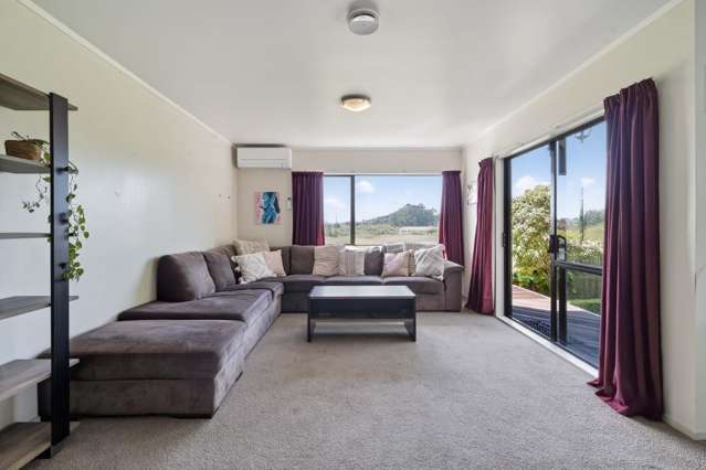 52B Harrisfield Drive Ohauiti_1