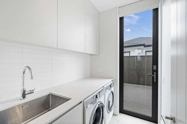 3 Kuaka Grove One Tree Point_25