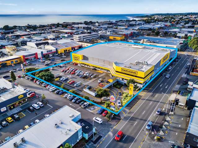 Prominent supermarket in prime New Plymouth spot