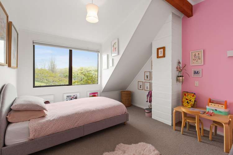 39 Vicarage Road Puketapu_10