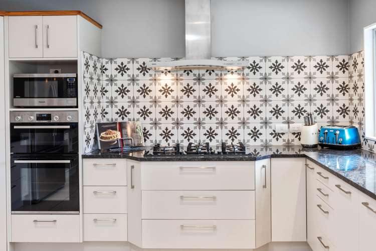 158 Raumati Road Raumati Beach_7