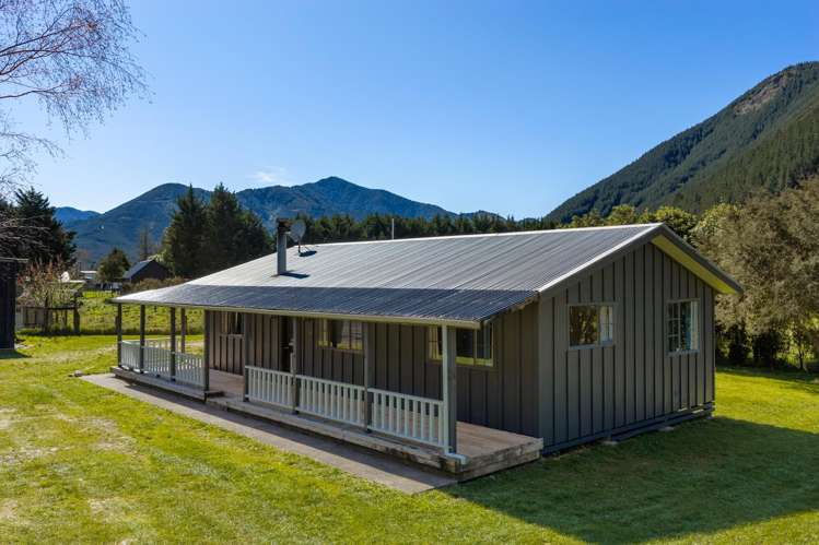 137 Wakamarina Road Canvastown_24