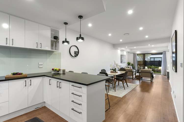 17 Moki Place Long Bay_7