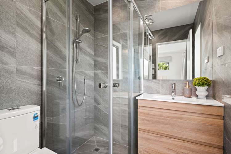 2d Robin Lane Browns Bay_16