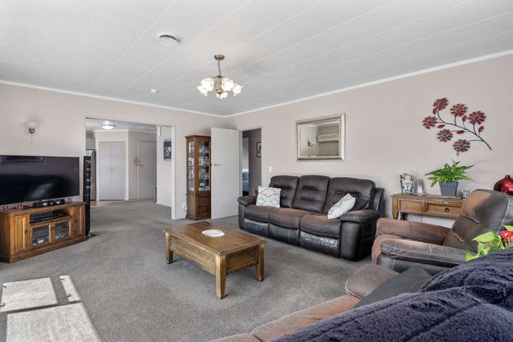 8 Evergreen Way Stoke_3