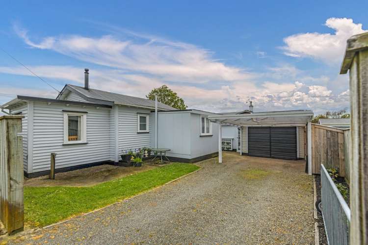 51 Tyndall Street Pahiatua_13