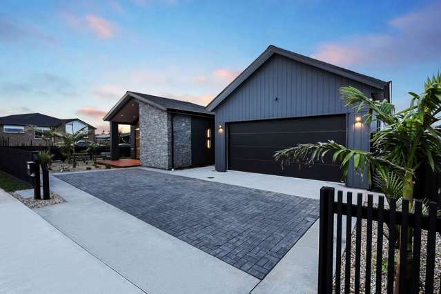 61 Tipu Crescent Wainui_2