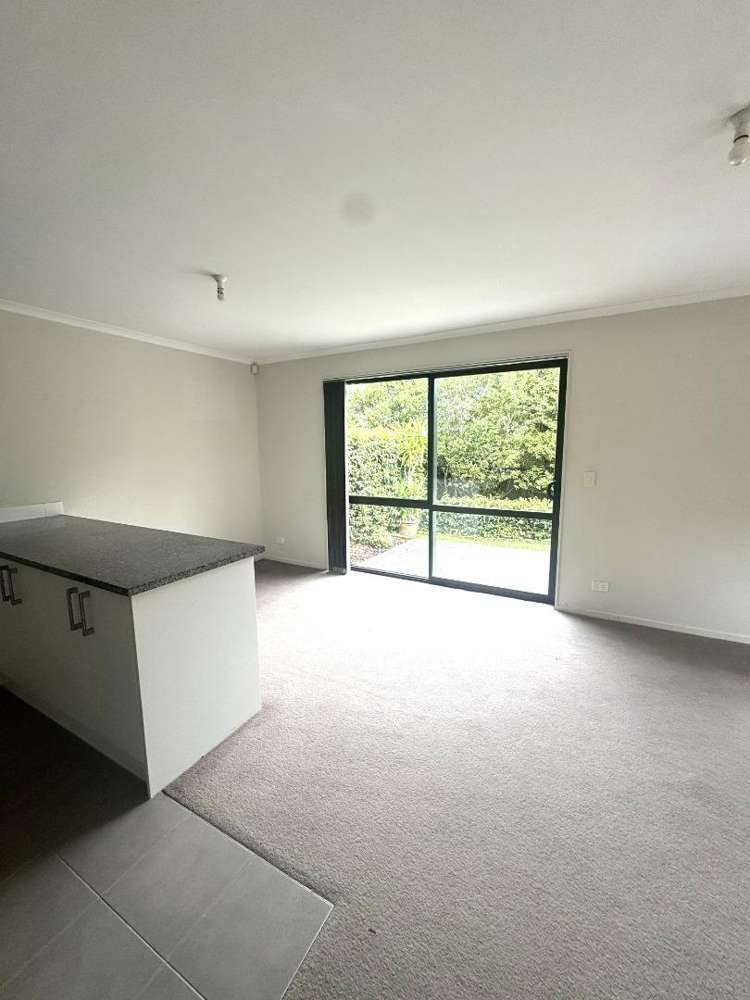 1/146C Glengarry Road Glen Eden_3