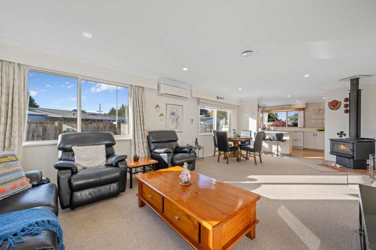 3 Glenroy Crescent Springlands_13