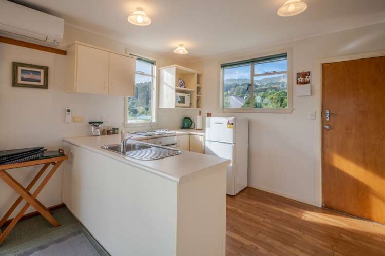 28 Watson Street Akaroa_13