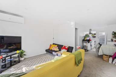 Flat 3/43 Cameron Road_3
