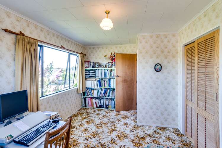 20 Upham Crescent Taradale_13