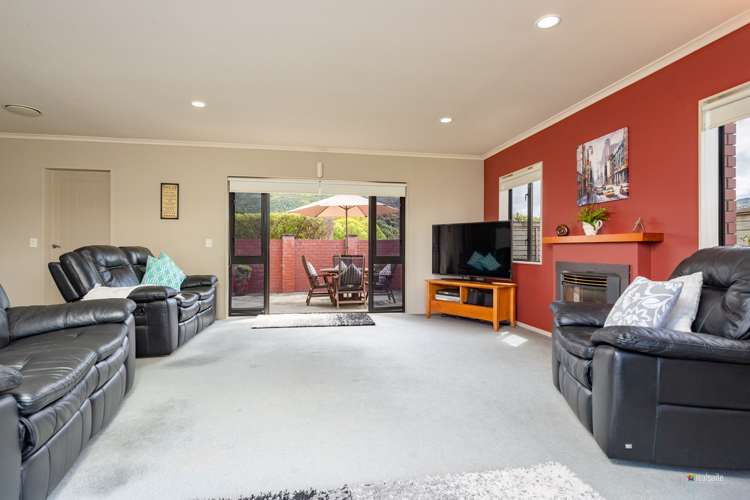 17 Garrett Place Riverstone Terraces_7