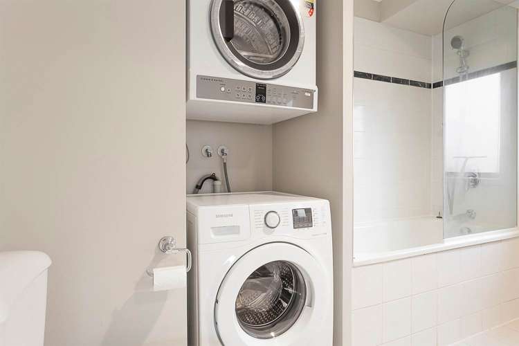 10f/1 Emily Place Auckland Central_9