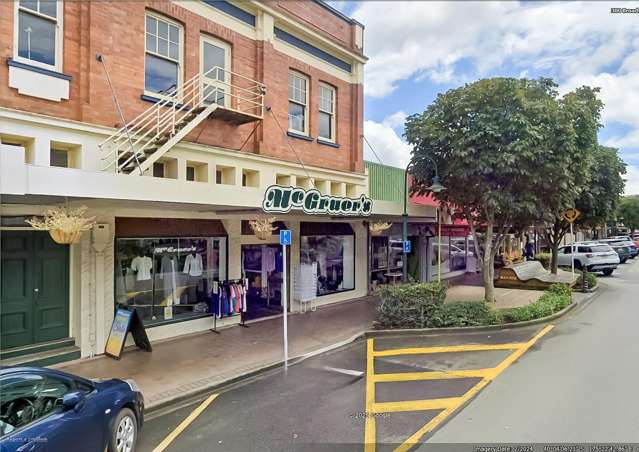 296 Broadway Marton_1