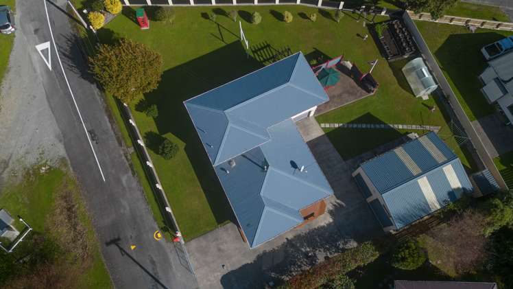 120 Coulson Road Paroa_28