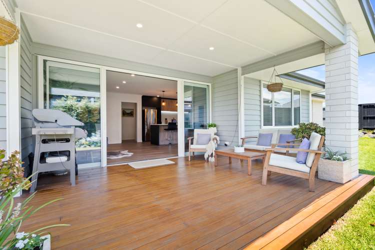 17 Powhaitere Road One Tree Point_8