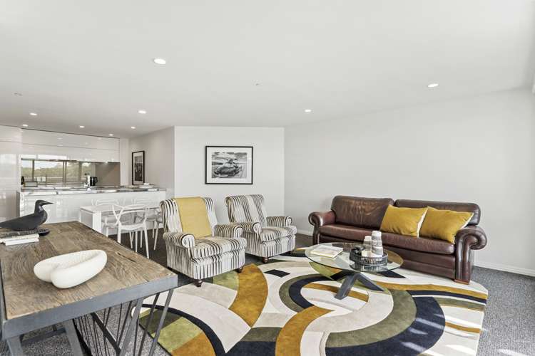 5a/23 George Street Newmarket_23