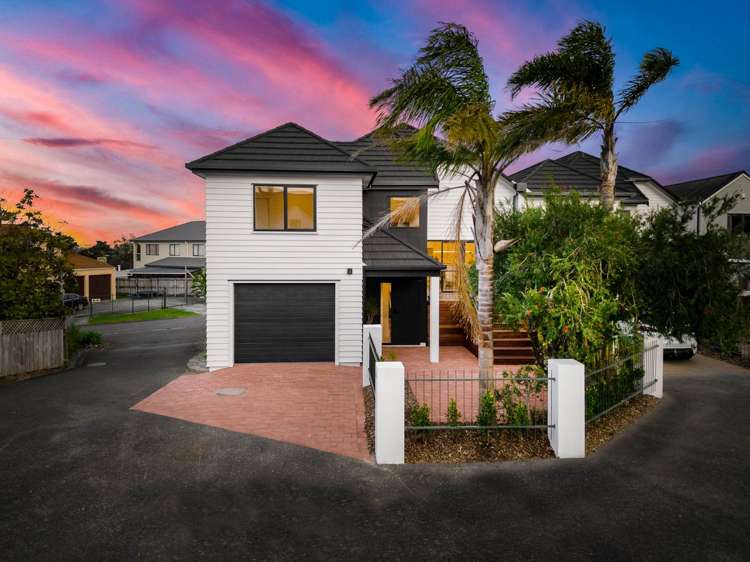 16A St Jerome Avenue Te Atatu Peninsula_2