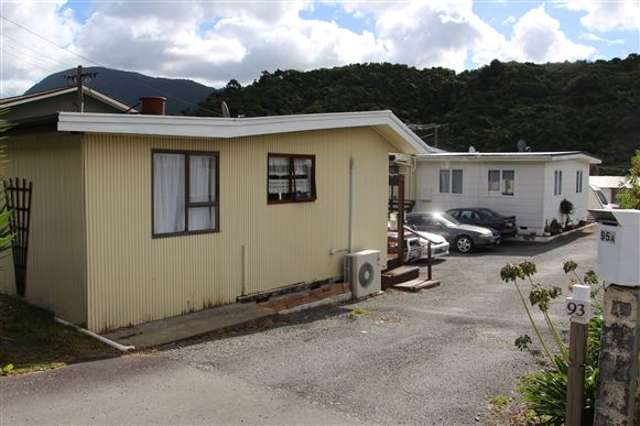 1/93 Waikawa Road Picton_2