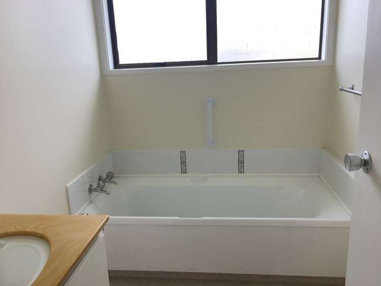 10 Broadview Place Howick_5