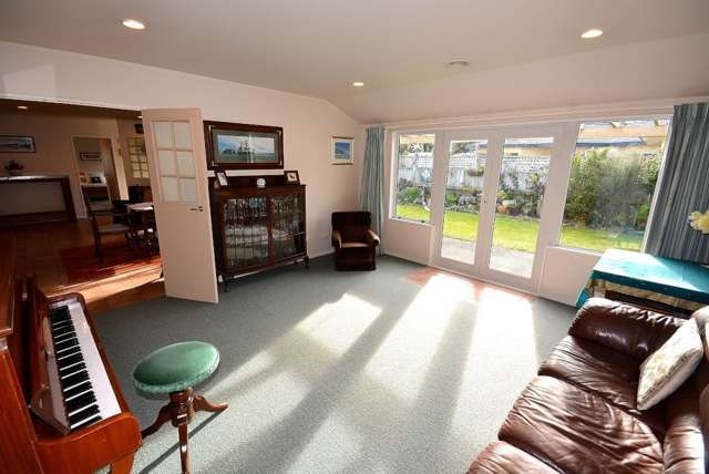 6 Marewa Place Waikanae Beach_2