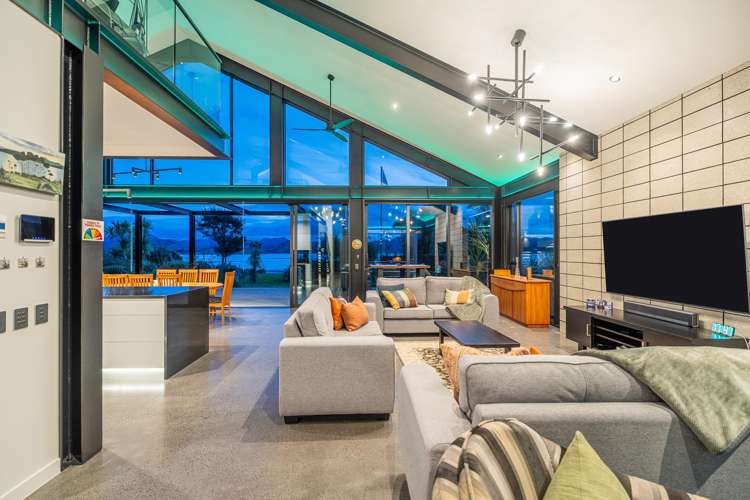 112 Ti Kouka Crescent Matarangi_12