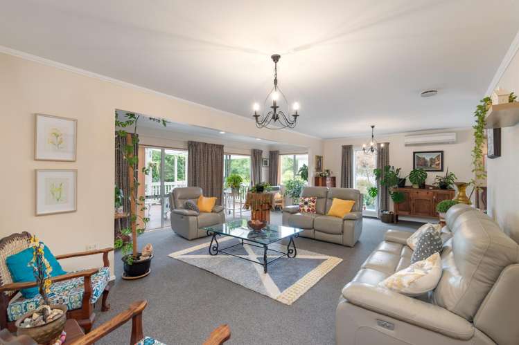 13 Chichester Drive Pinehaven_1