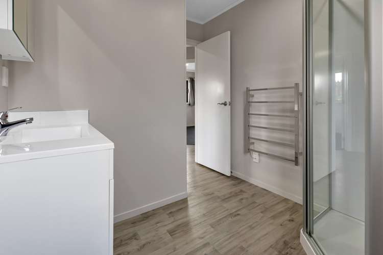 2568e Paparoa-Oakleigh Road Paparoa_9