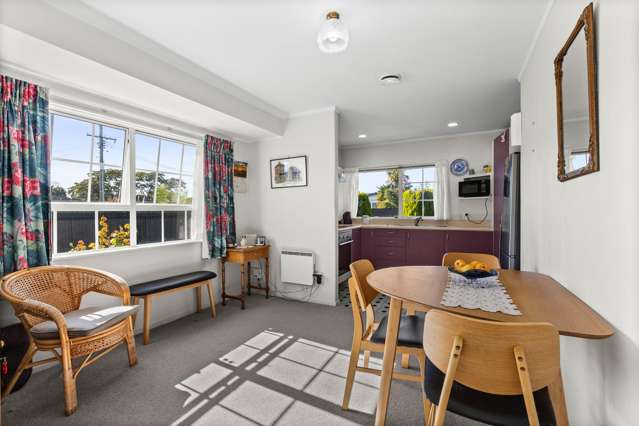 1/102 Terrace Road Parkvale_2