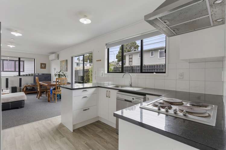 2/3 Kohiwi Road Manurewa_11