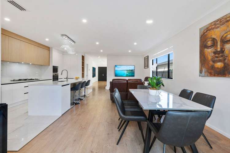 4 Koromeke Street Flat Bush_23