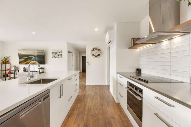 69 Wallis Drive_2
