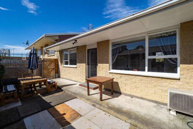 2/42 Aitken Street Ashburton_1