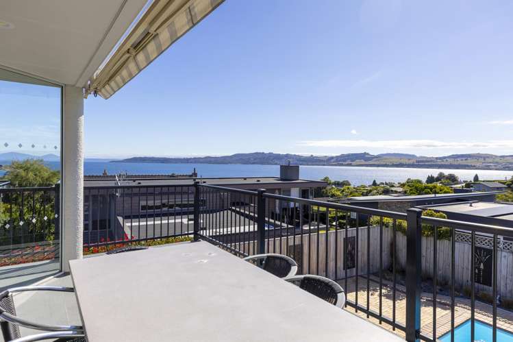 2/70 Harvey Street Waipahihi_34