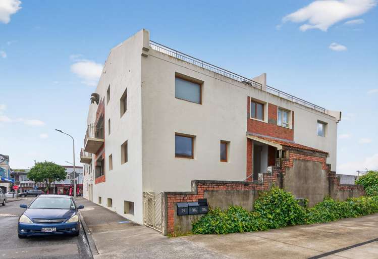 2/38 Bay Street Petone_24