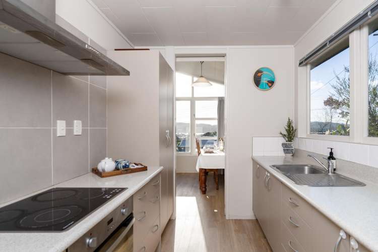 6 Manukau Road Raglan_7