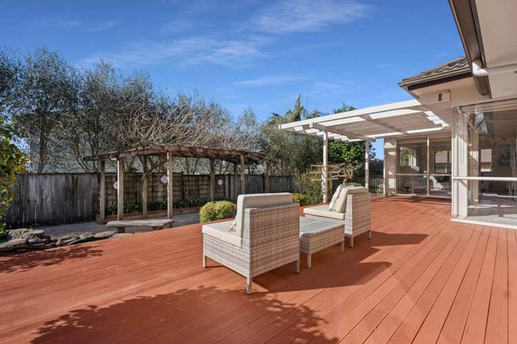 27 Franshell Crescent East Tamaki_24