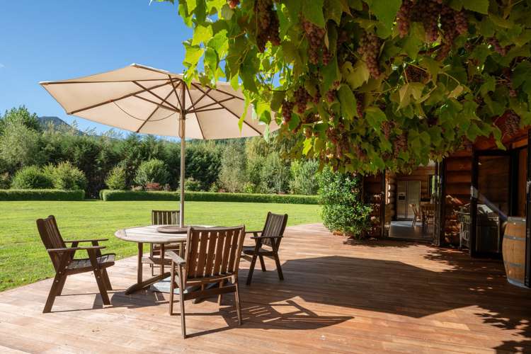 79 Waikakaho Road Tuamarina_21