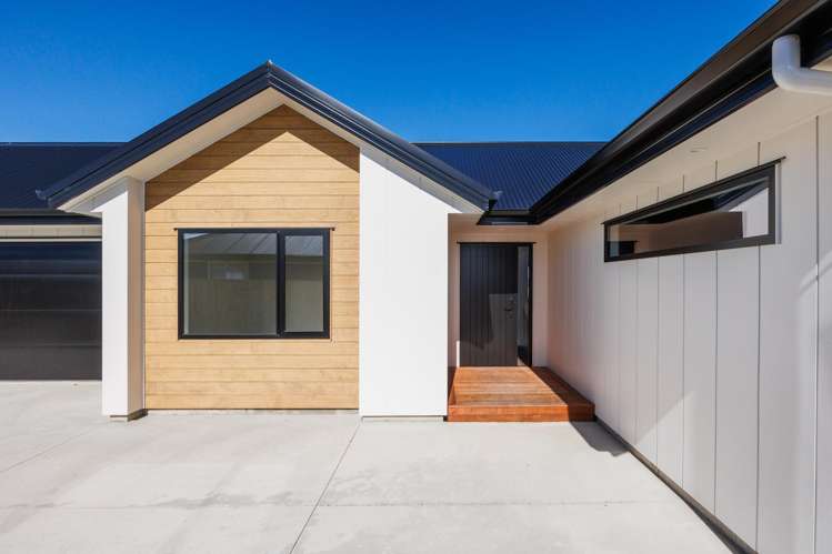 67 Atlantic Drive Fitzherbert_1