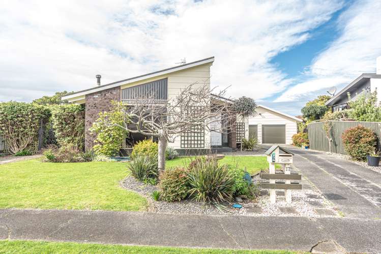 17 Akepiro Place Tawhero_1